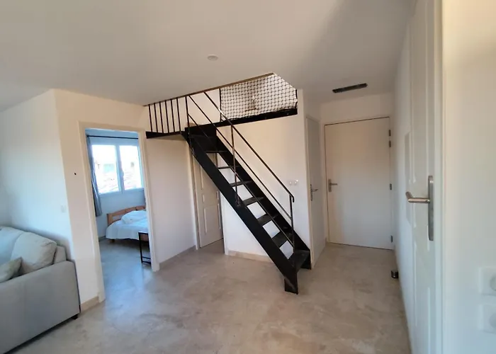 Maioun Cremat Apartmán *